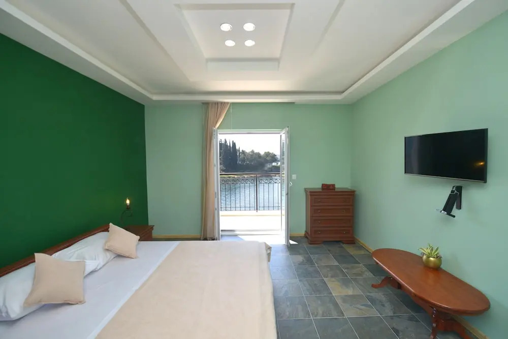Pontus Luxury Apartments