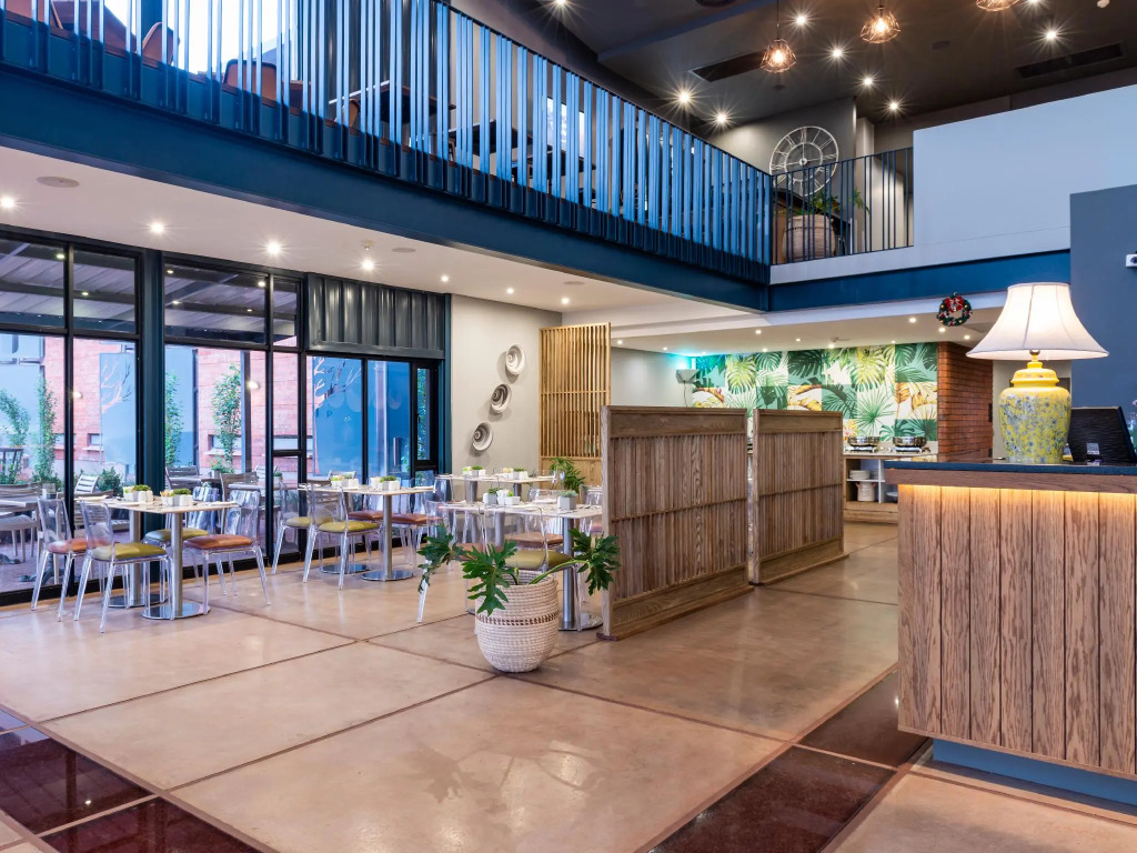 Kathu Hotel