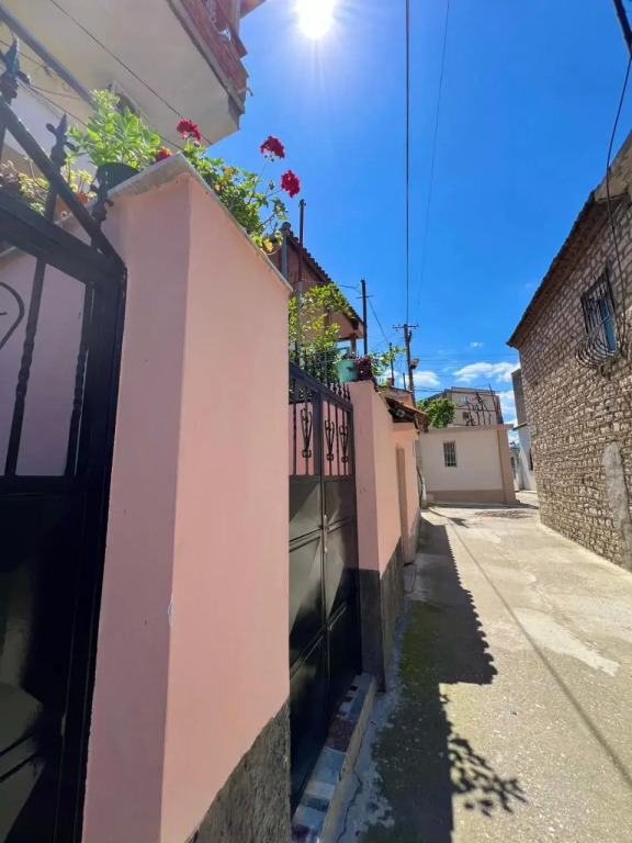 Vila Paris