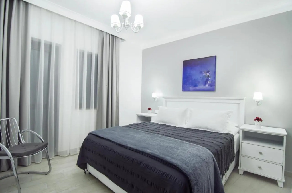 Rodina Suites Hotel