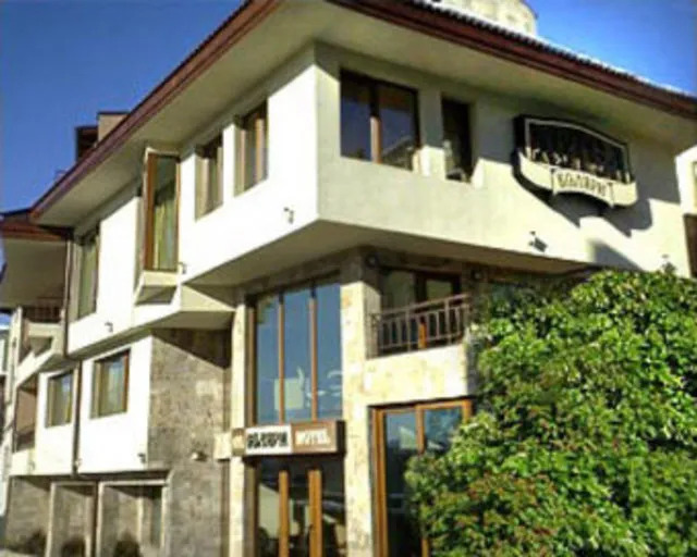 HOTEL BOLYARI