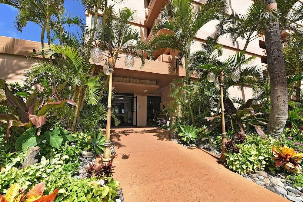 Maui Kai 601 by RedAwning