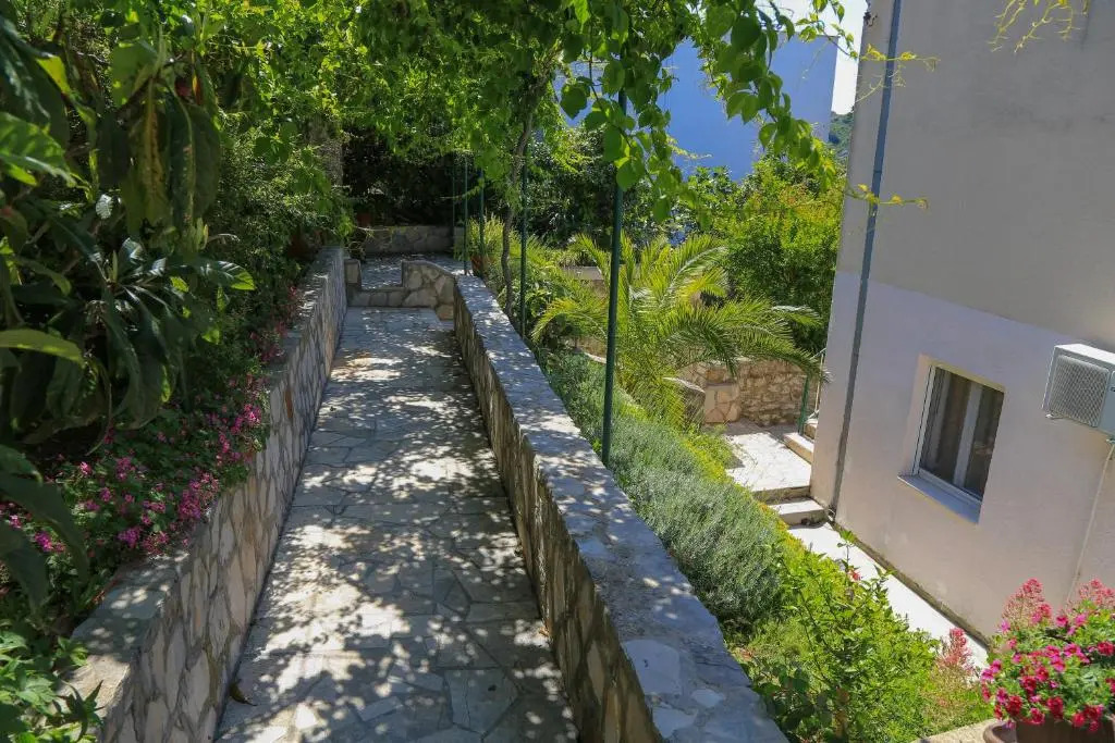 Guesthouse Aurora