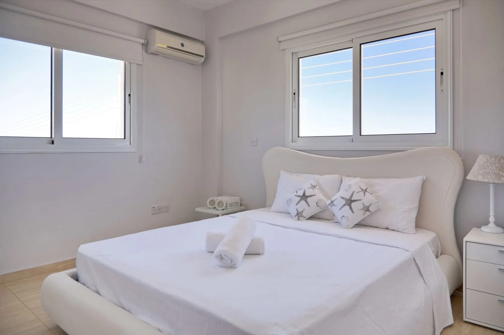 Velomar Villa