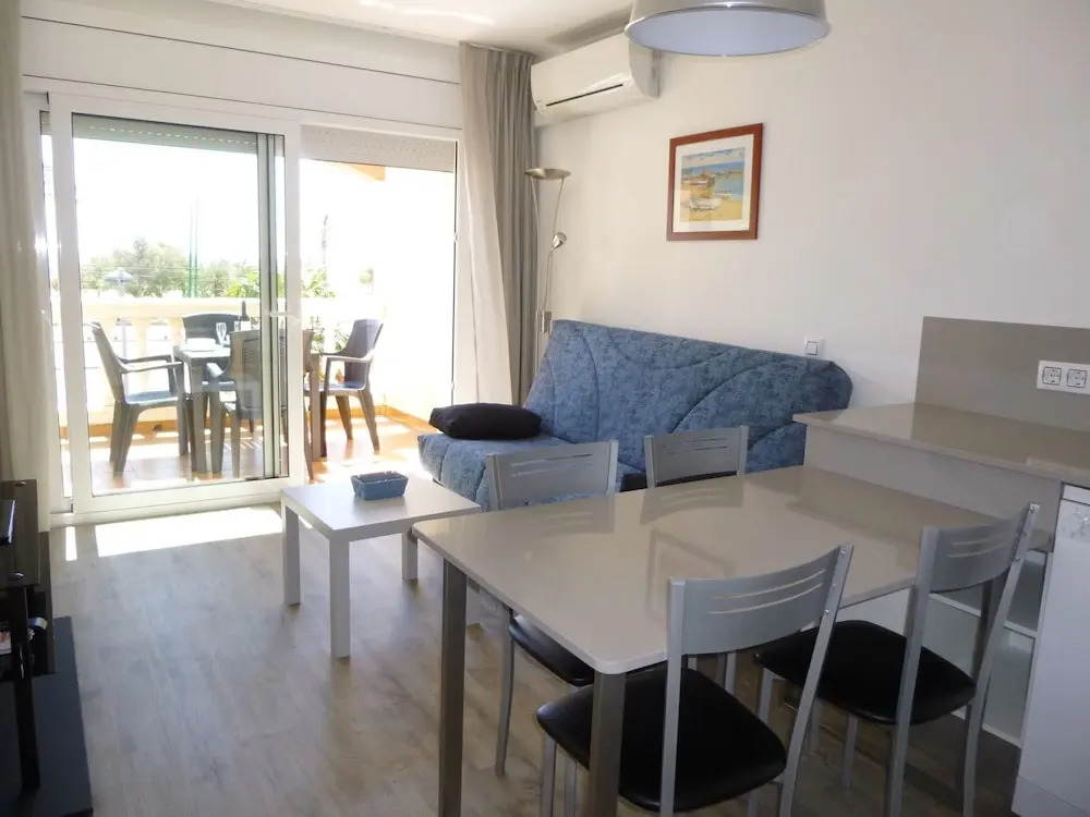 Apartment in Empuriabrava Near the Beach for 4 People