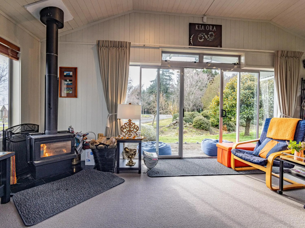 Alpine Way Cottage - Ohakune Holiday Home