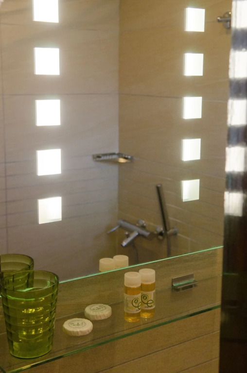 Elli Hotel