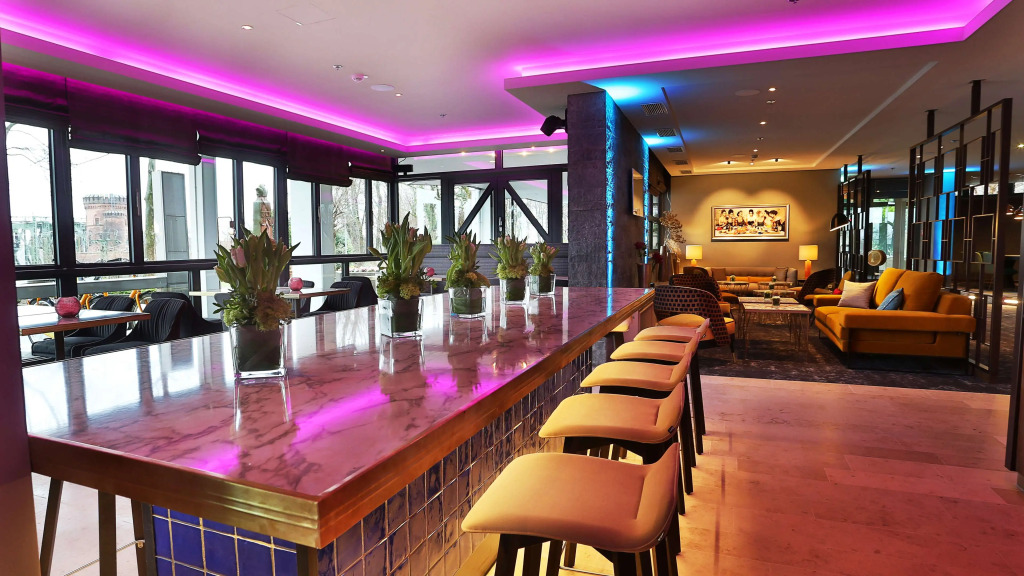 FAVORITE Parkhotel I Spa - Business - Fine Dining