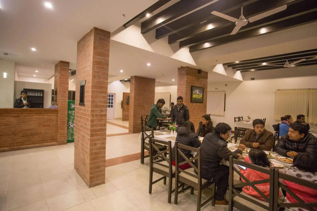 Hotel Ananda Inn