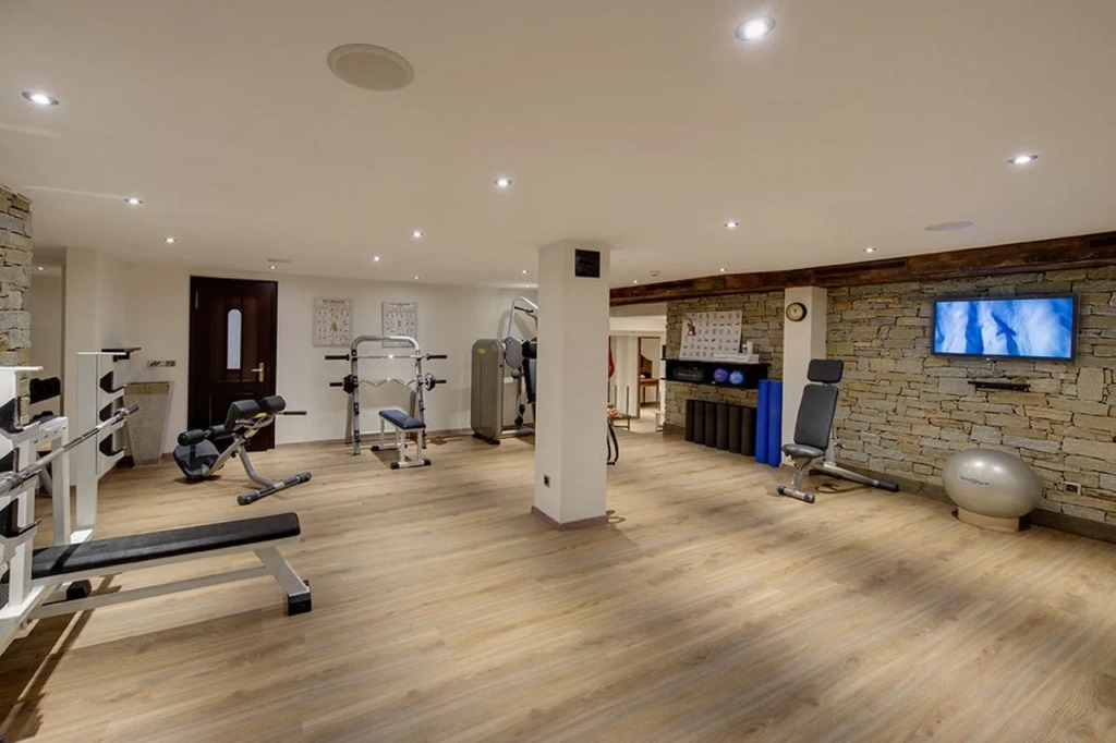 SCHLOSS Zermatt - CBD & Adaptogenic Spa and Sport Hotel