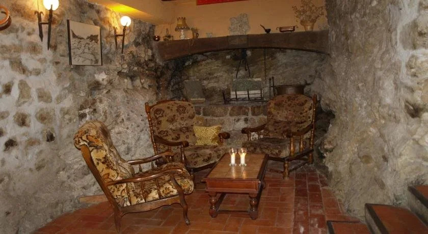 Auberge De Cucugnan