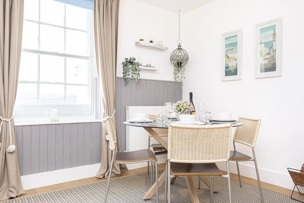 Stunning 1-bed Apartment Overlooking Swanage Bay