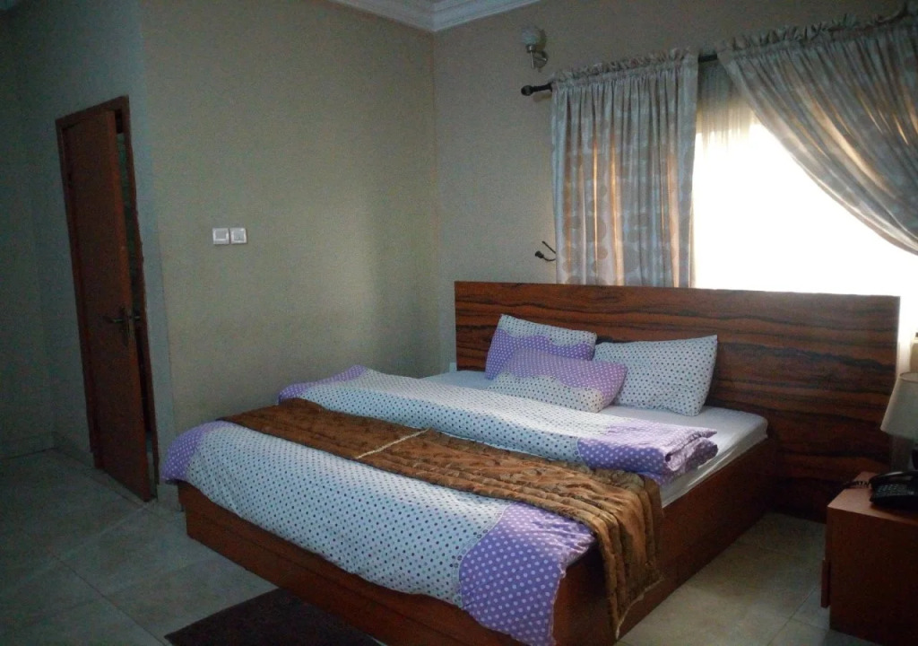 Orchard Hotel