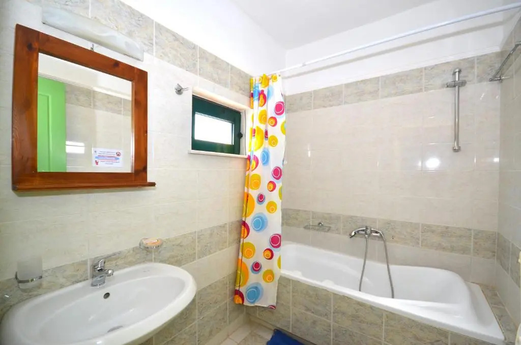 Aloni Suites