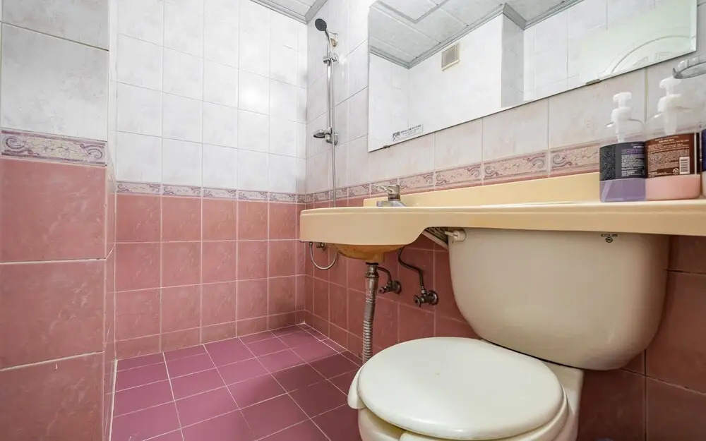 Hoengseong New World Motel