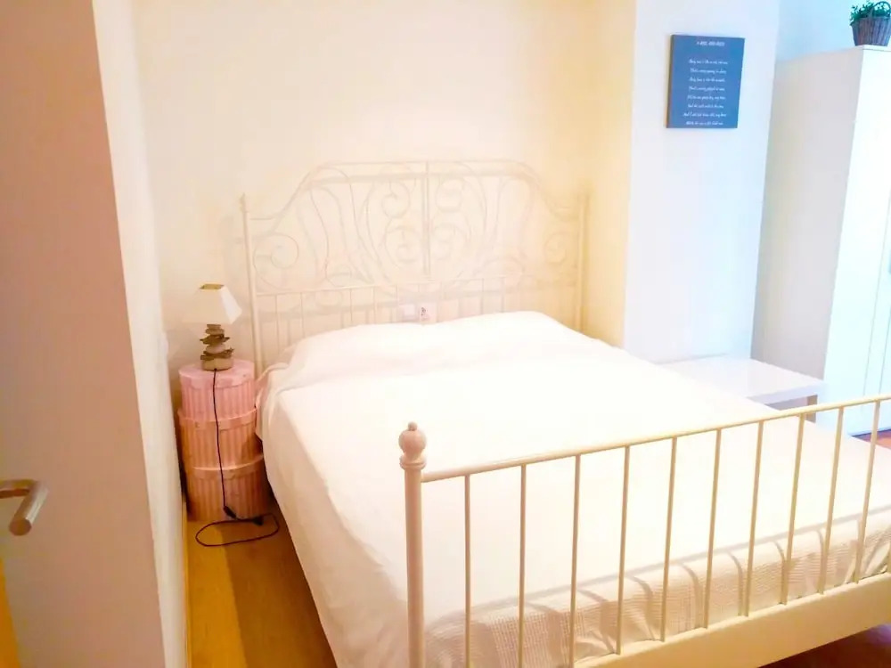 Apartsalou Rosa