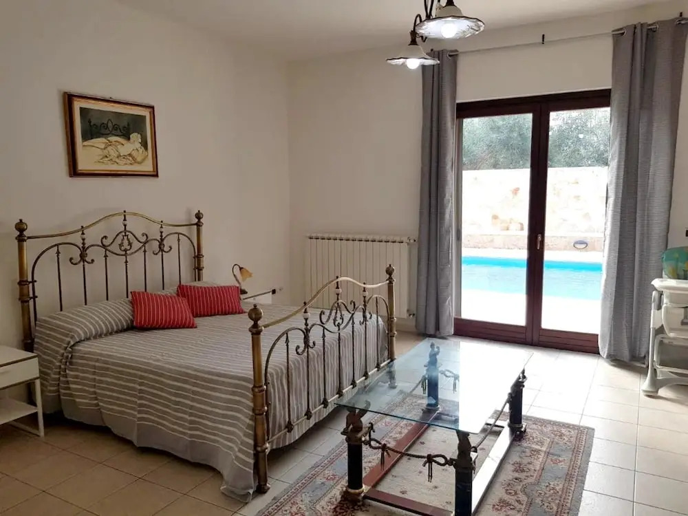 Villa With 5 Bedrooms in Trani, With Wonderful City View, Private Pool