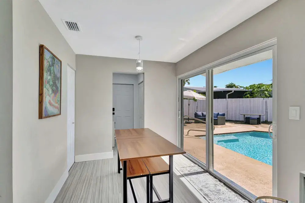 Sunshine Villa - with Private Pool
