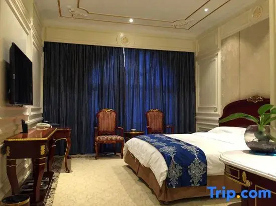 Ulan Holiday Inn