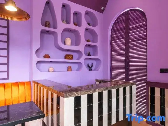 El Barrio Boutique Hotel & Bar