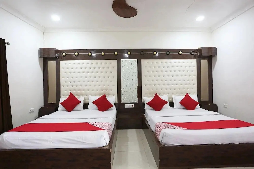 Sibbal Farms By OYO Rooms