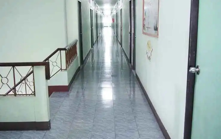 โรงแรม วี เฮาส์ ณ คอน