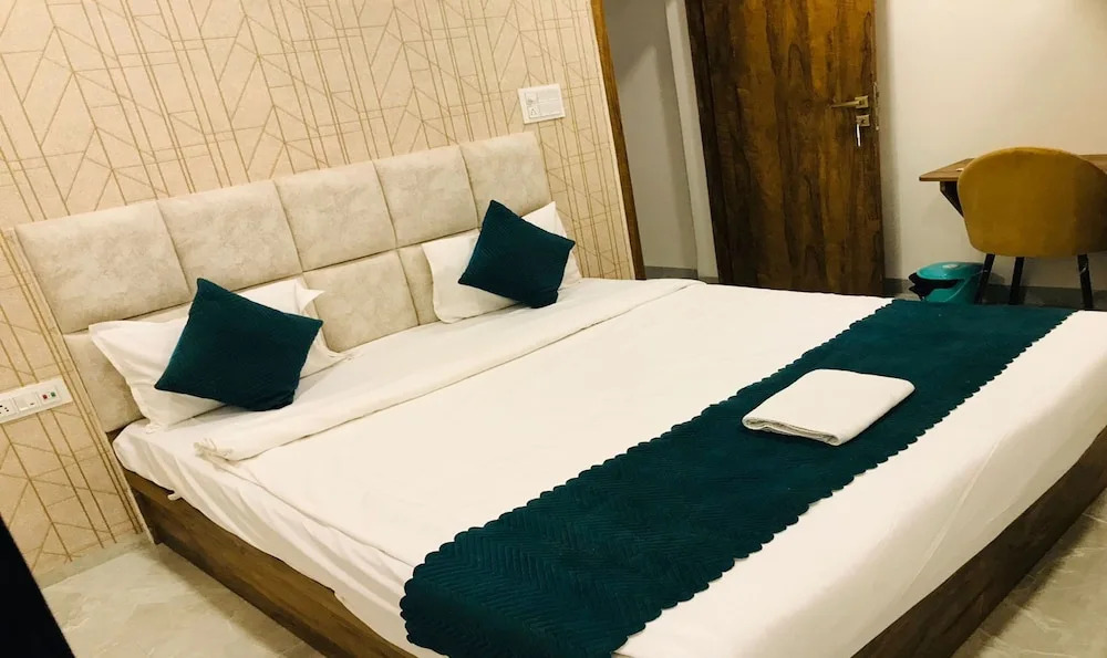 Hotel Atharv Inn
