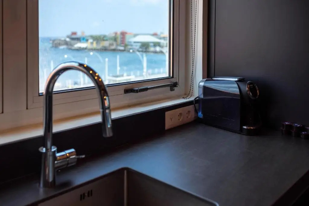 Blue Marlin - Famous Handelskade Apartment