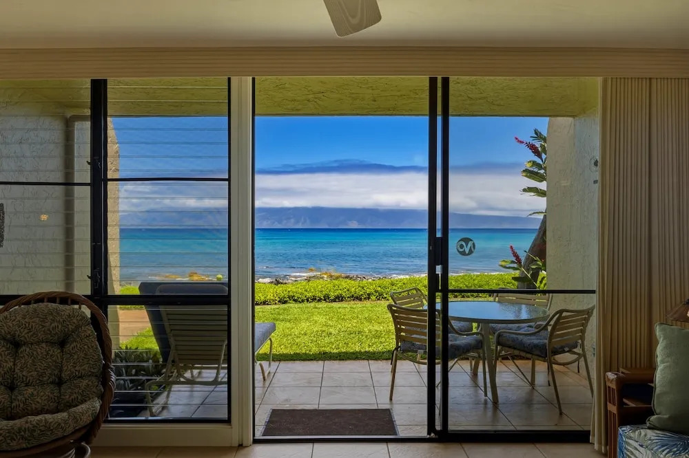 Oceanfront Maui Point Condo Sleeps 4 - Unit A3 1 Bedroom Condo