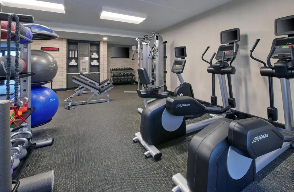 Courtyard by Marriott Indianapolis Castleton