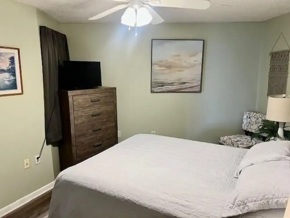 Royal Garden Resort 815 2 Bedroom Condo by RedAwning