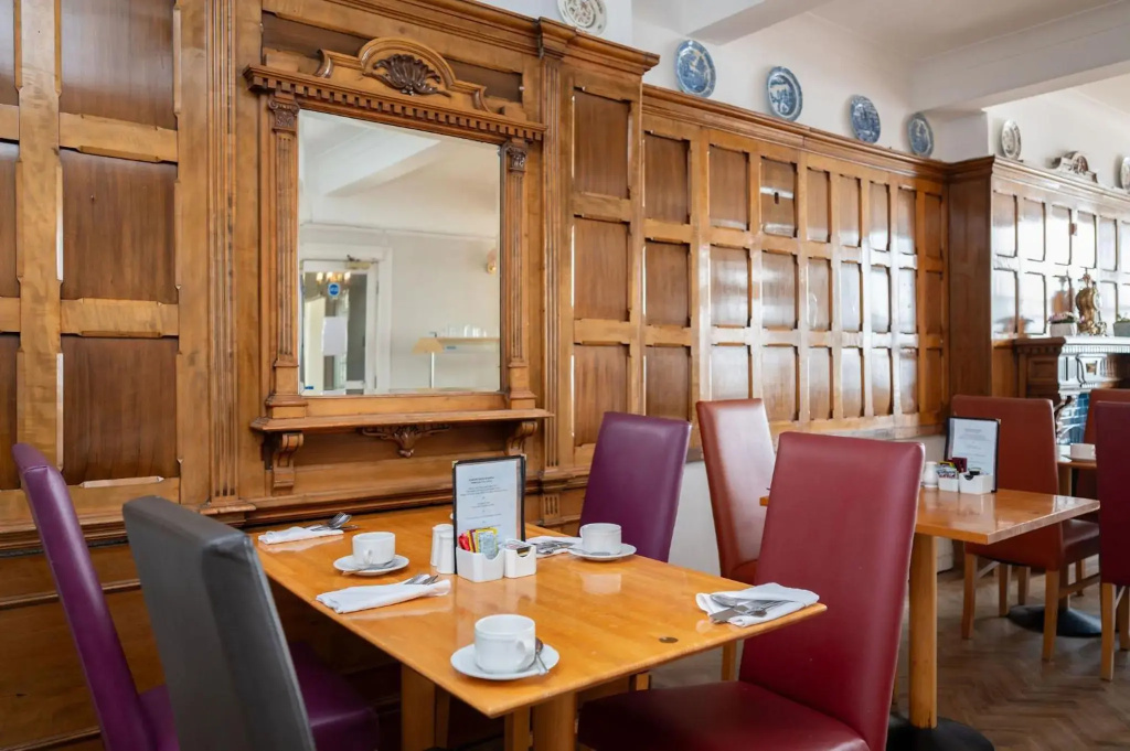 The Lanes Hotel