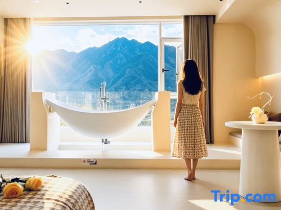 Tibetan heart and view resort private soup light luxury hotel