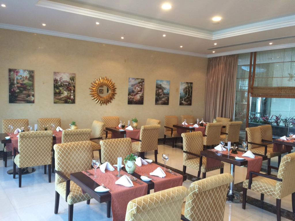 Отель DoubleTree by Hilton Dubai Port Saeed