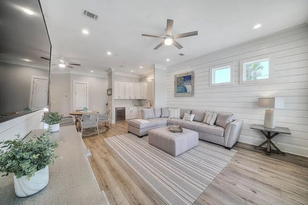 Live It Well by Five Star Properties