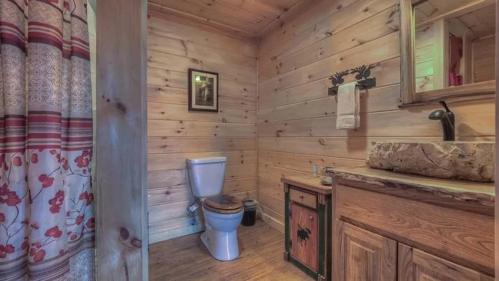 Cloud Top Cabin by Escape to Blue Ridge
