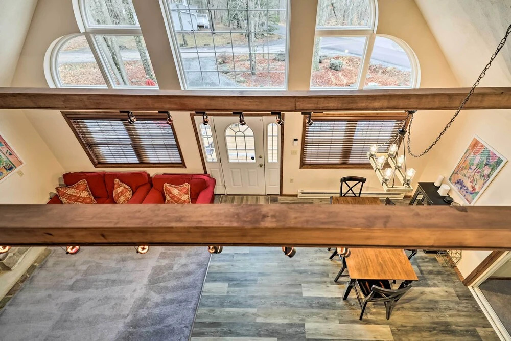 Home in Arrowhead Lake Pocono PA - Lake Access, Hot Tub, Fire Pit, and Amenities Included