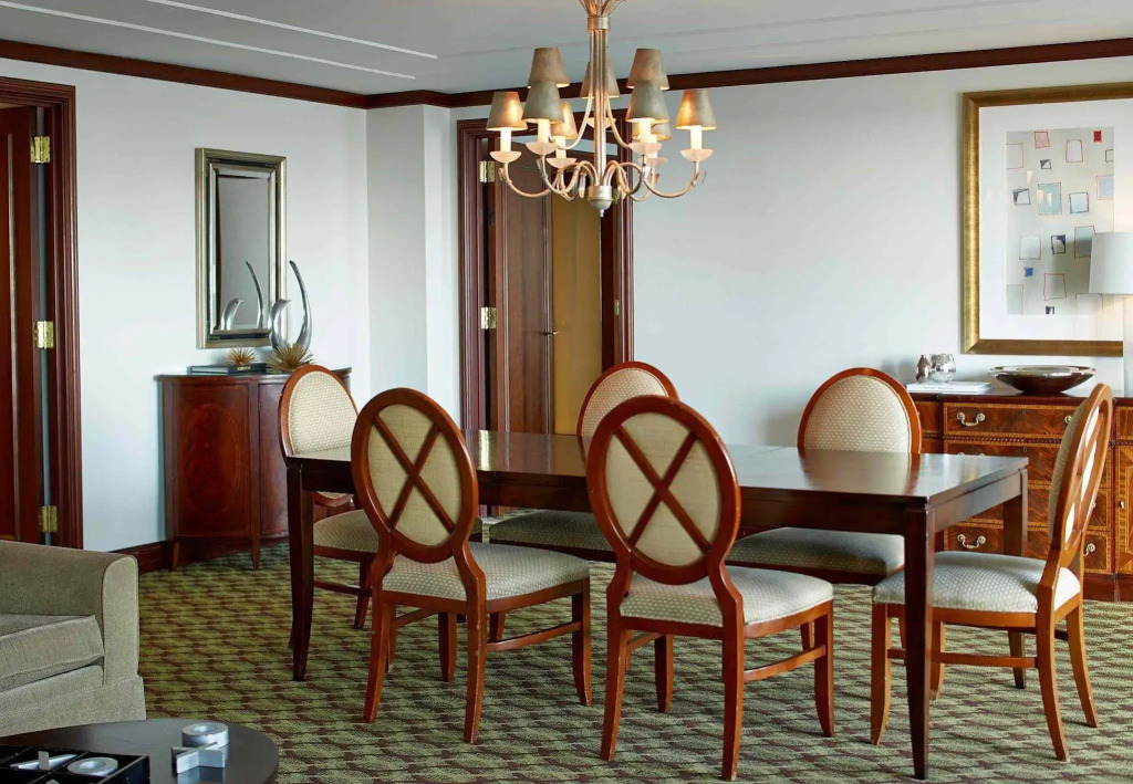 Renaissance Concourse Atlanta Airport Hotel