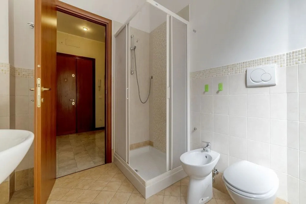 Piazza Re di Roma Apartment