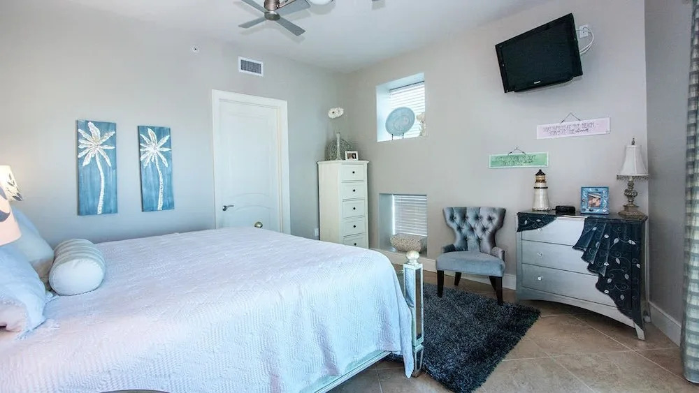Spacious Four Bedroom With Wrap-around Balcony - Unit Tpd0901