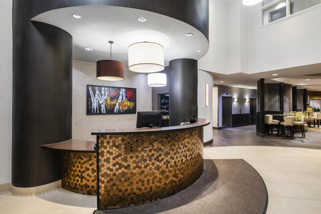 Best Western Premier Freeport Inn Calgary Airport