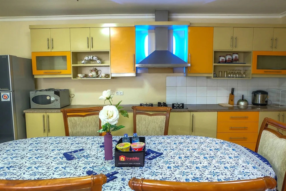 Best Spacious Apartment Permata Senayan
