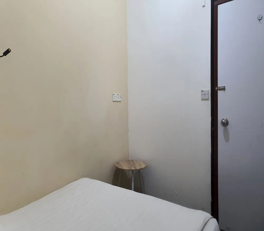 SPOT ON 90984 Gn Homestay