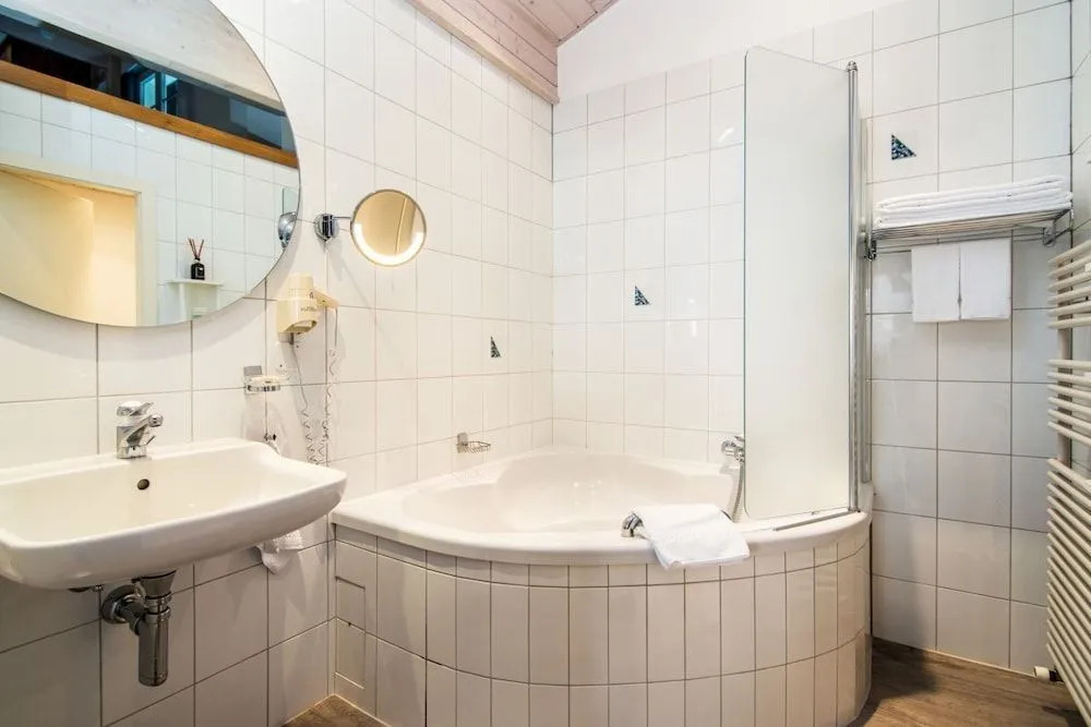 Waldhotel Fletschhorn Private Whole Hotel in Saas-Fee 360 Alpine Views & Sauna