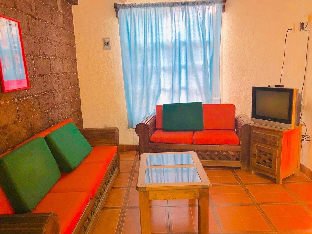 Comfy Bedroom Town House Garden Market Area