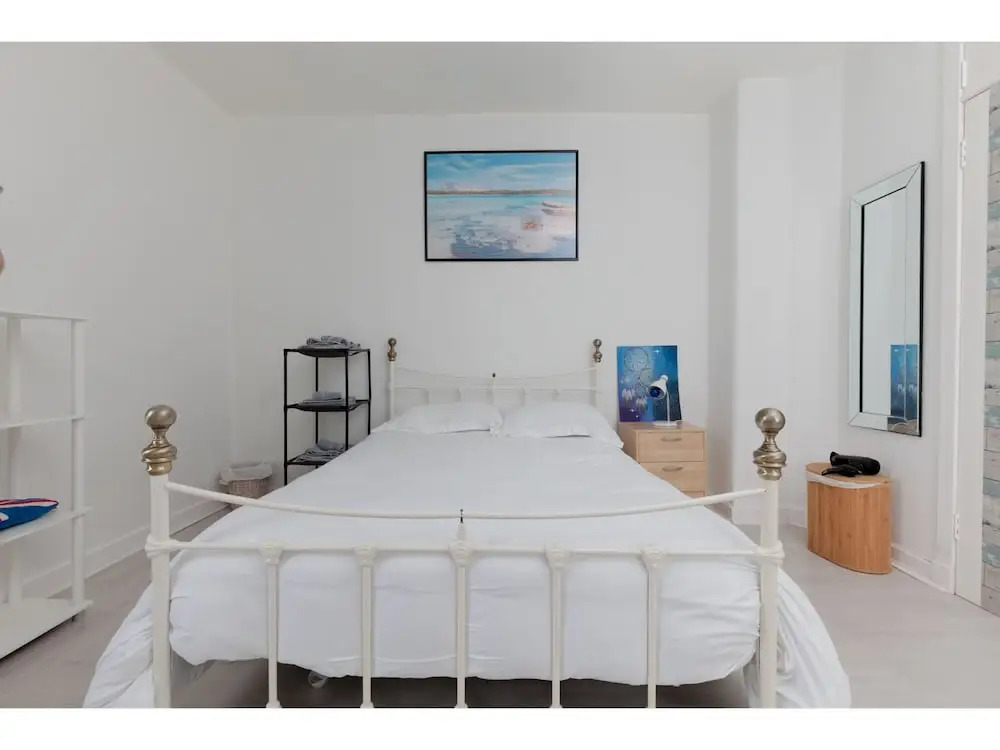 Leith Walk Gem! Lovely + Great Value - Sleeps 4