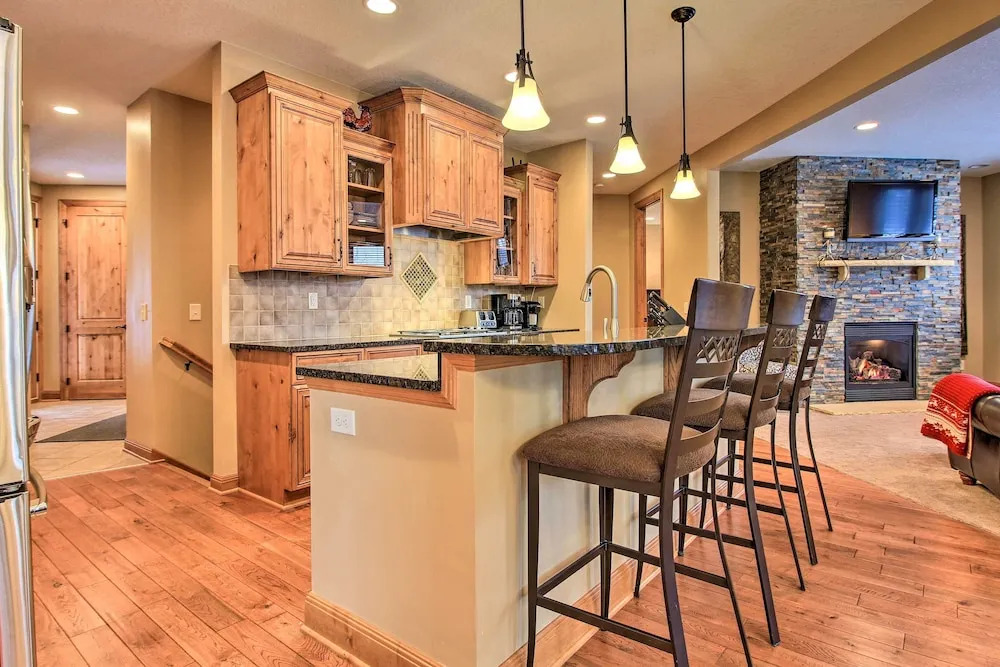 Lakefront Giants Ridge Retreat Near Ski & Golf!