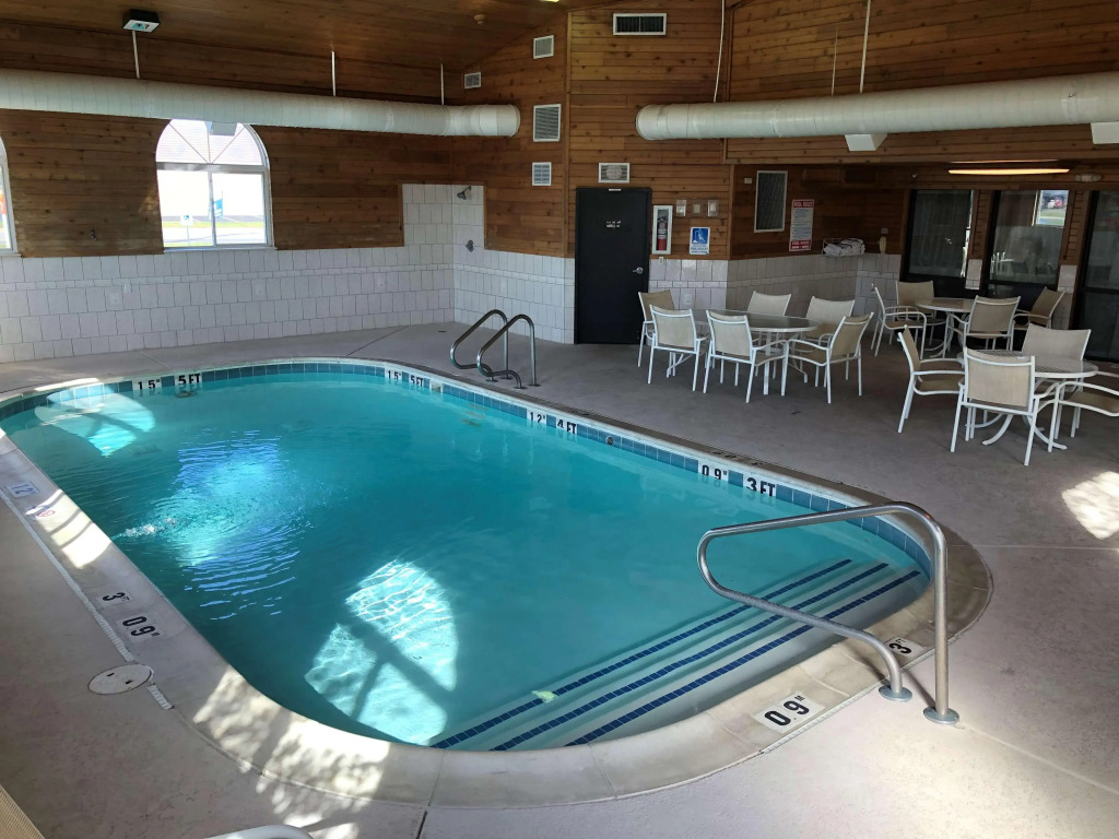 Holiday Inn Express Auburn - Touring Drive