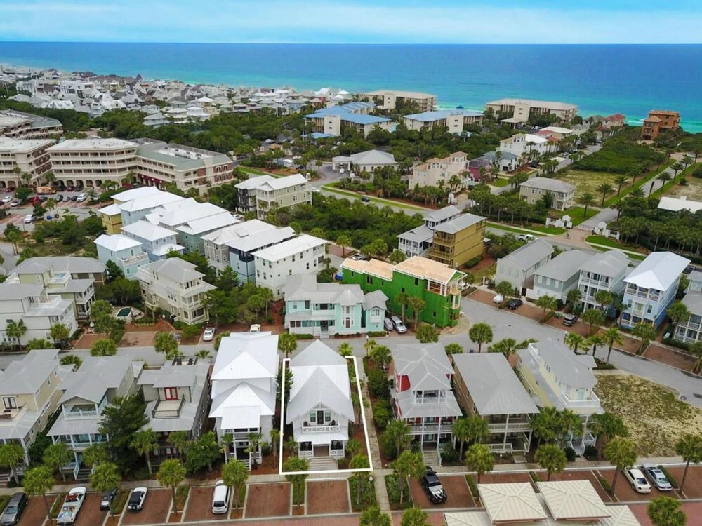 Carefree Cottage - 46 E Seacrest Blvd by Dune Vacation Rentals