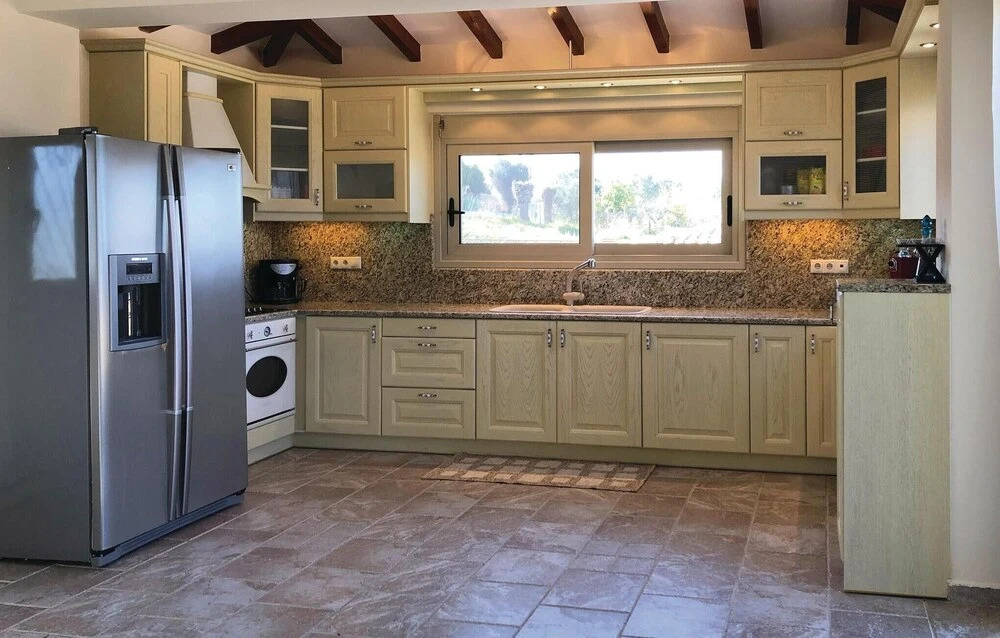 Nice Home in Koroni with Hot Tub, WiFi, Outdoor Swimming Pool